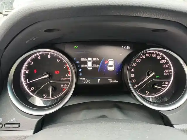 Toyota Camry 2019 2.0G Luxury Edition China VI — фото 4