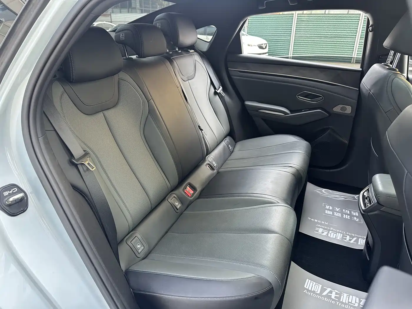 BYD Qin L 2025 DM-i Smart Drive 80KM Premium фото 10
