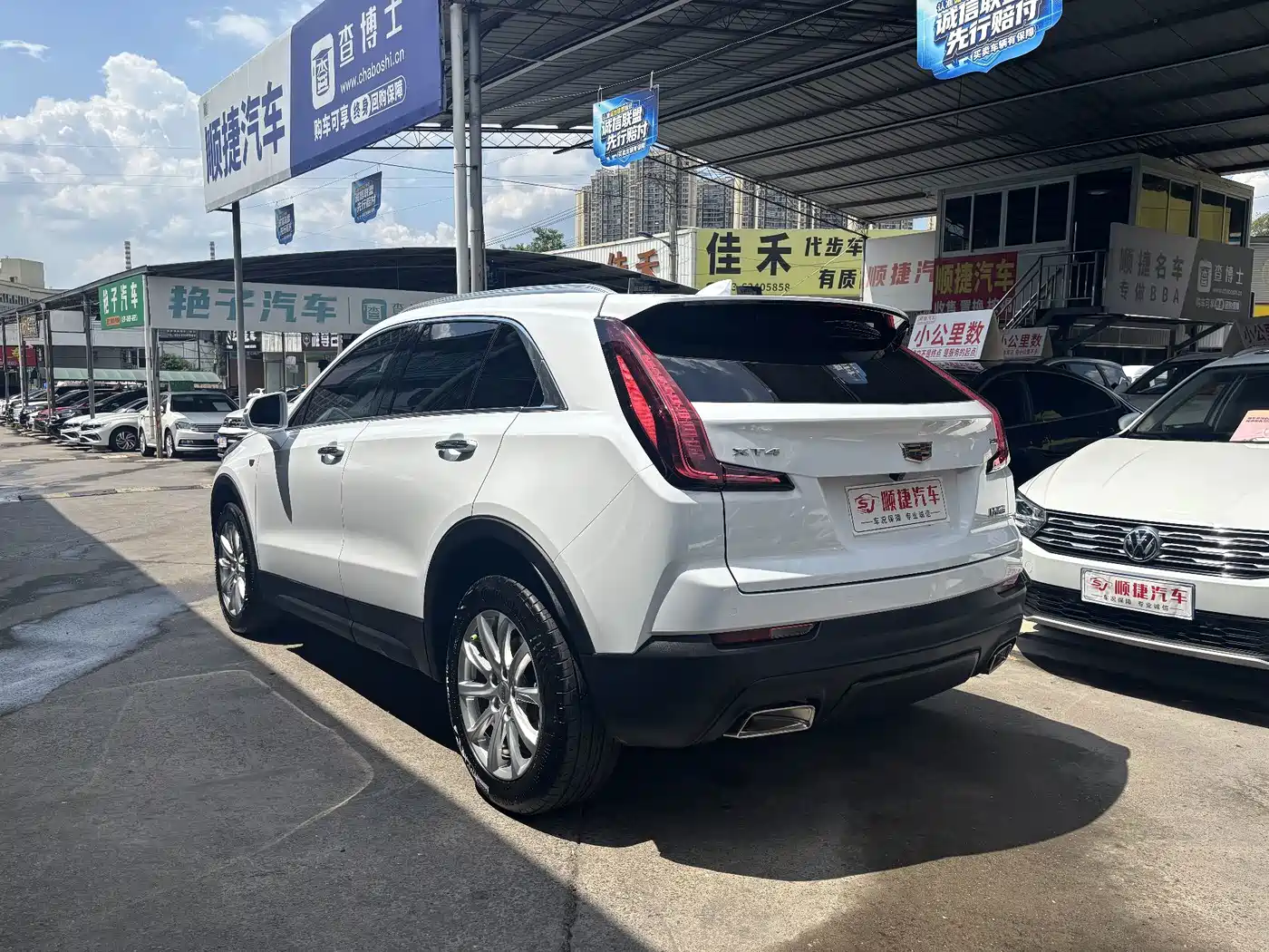 Cadillac XT4 2023 2022 28T FWD Style