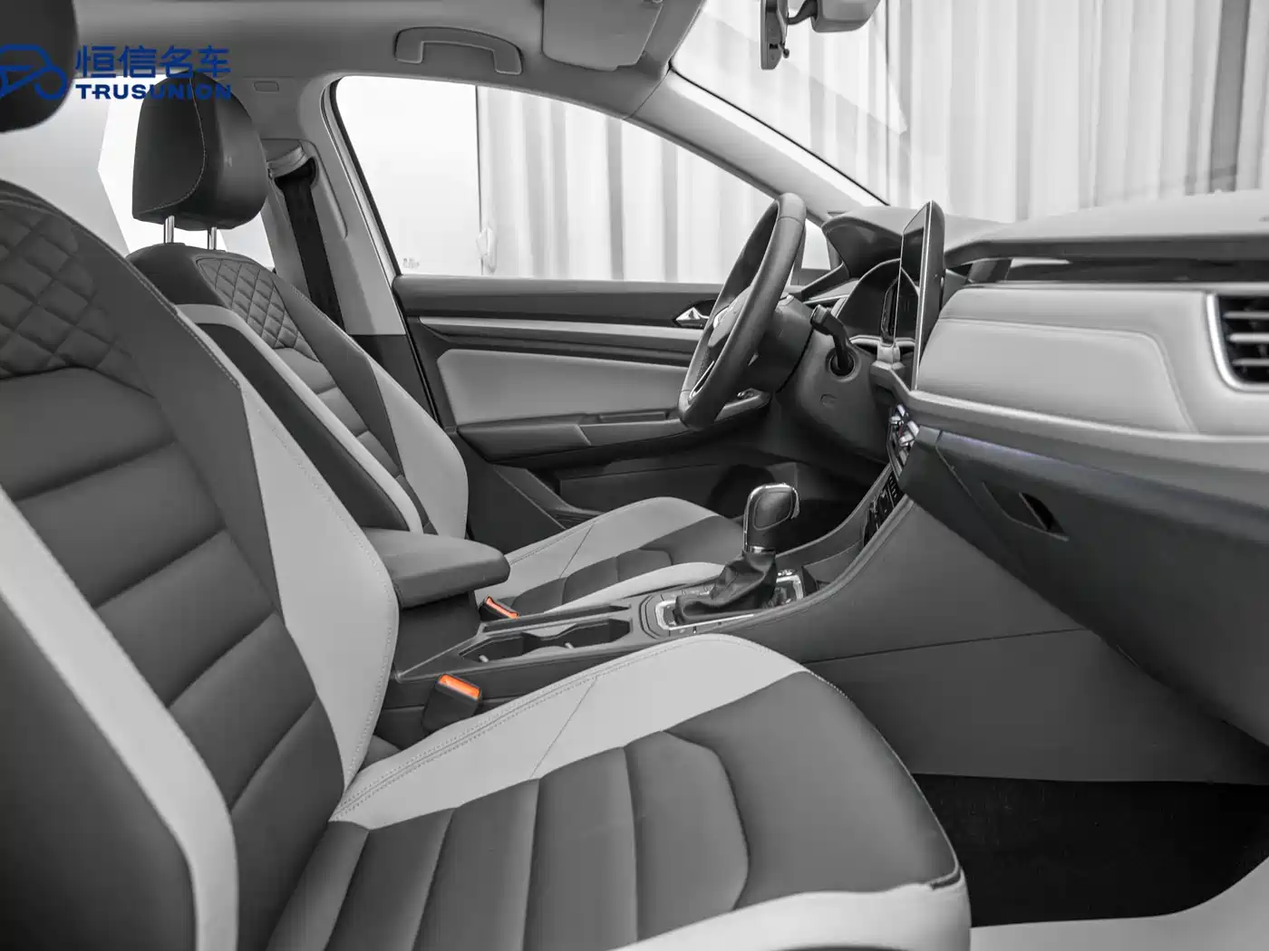 Volkswagen Bora 2023 280TSI DSG Prestige Edition фото 14