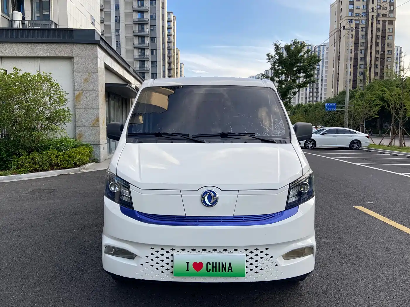 Dongfeng Yufeng EM27 2024 2024 EM27L CATL 41.86kWh