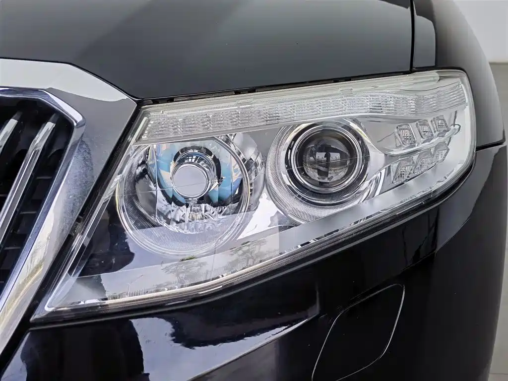 Hongqi H7 2015 3.0L Premium фото 7