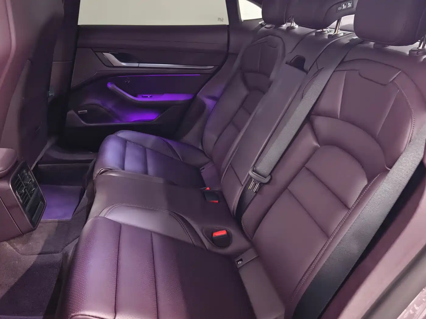 Porsche Taycan 2025 2025 Taycan