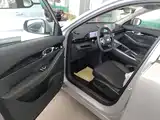 Фото 16 - Geely Galaxy Galaxy E5