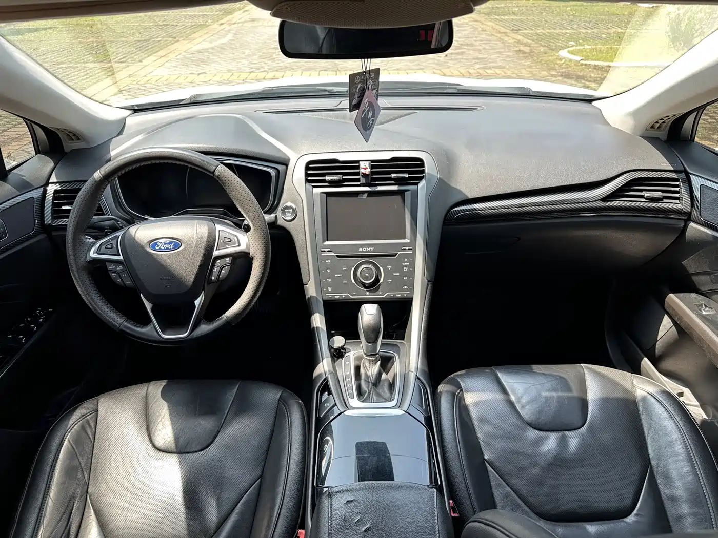 Ford Mondeo 2013 2.0L GTDi240 Luxury Sport фото 12
