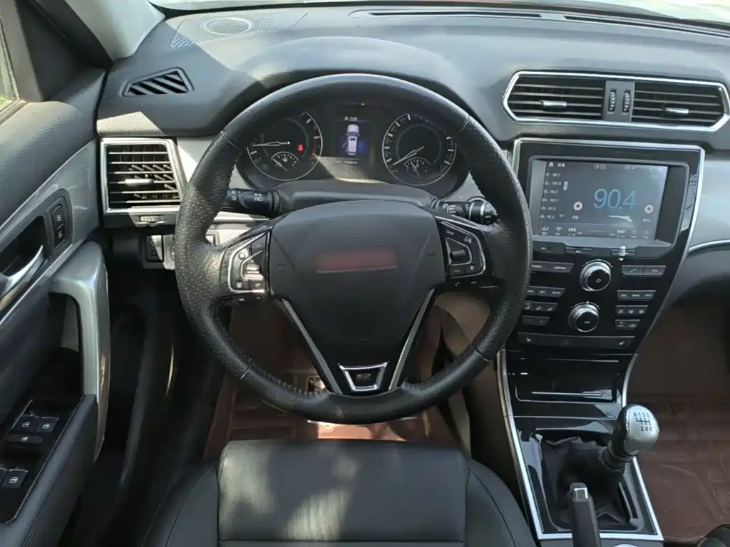 Haval H2 2015 2014 1.5T Manual 2WD Elite Edition