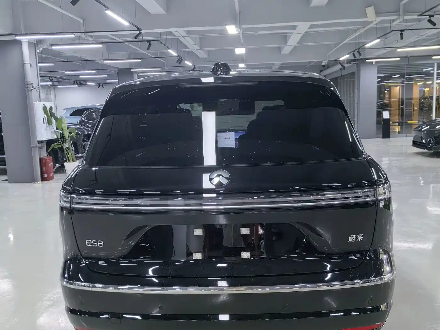 NIO ES8 2026 2025 Model 6-Seat Executive Luxury Edition