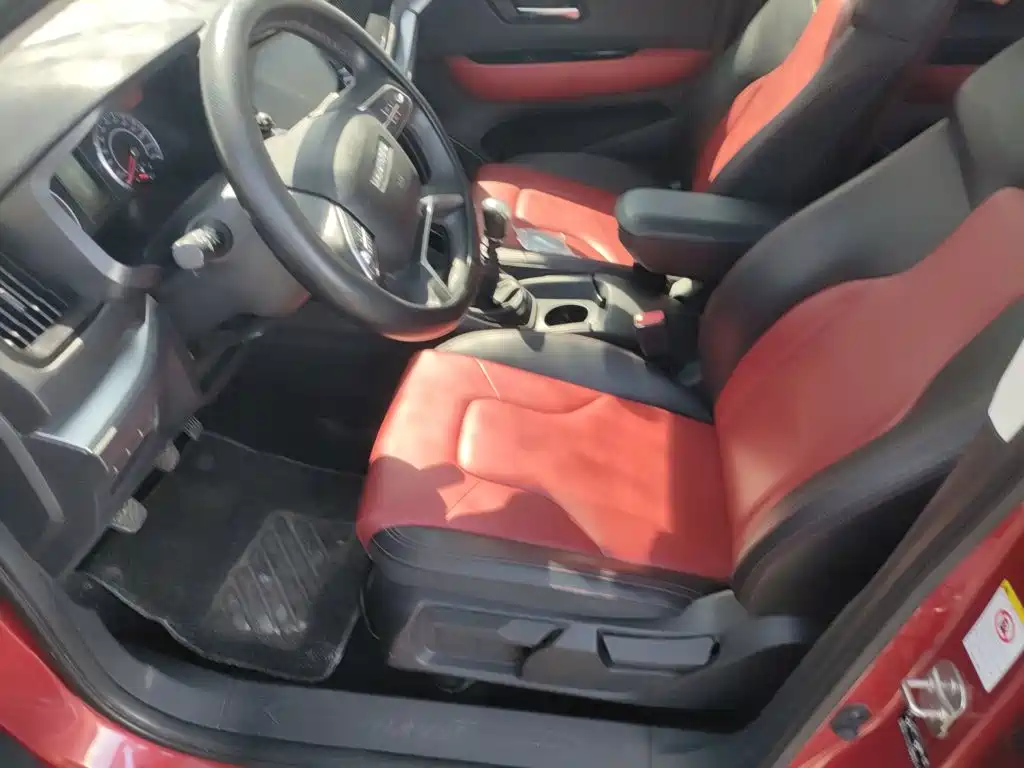 Photo 13 - Haval H2s