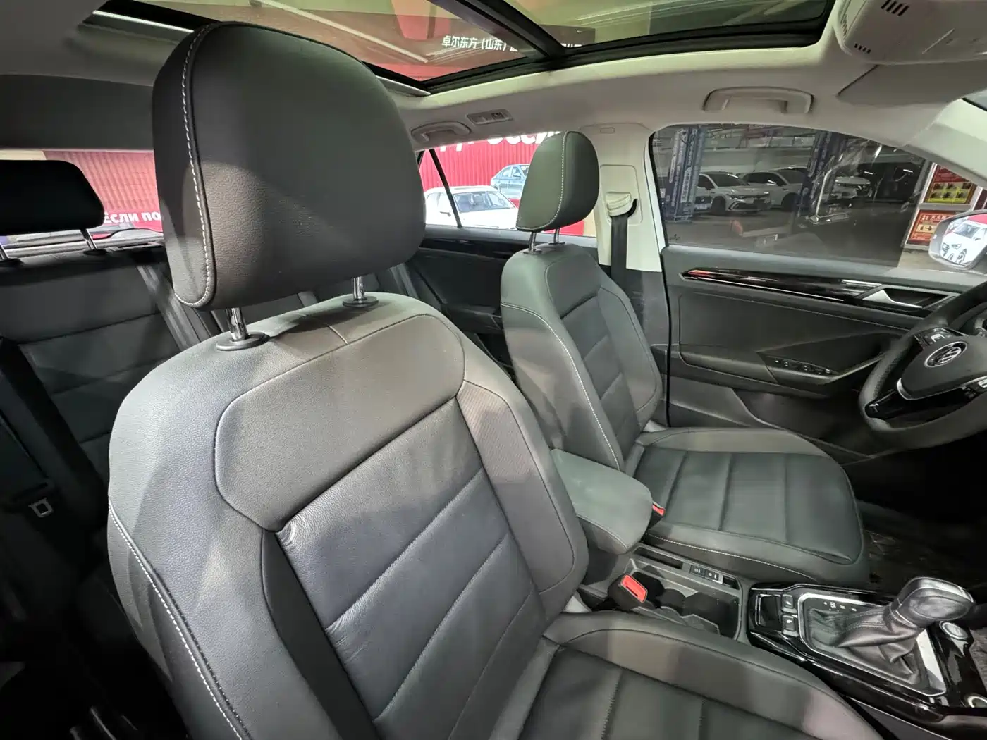 Volkswagen T-ROC 2022 280TSI DSG 2WD Comfort PLUS фото 21