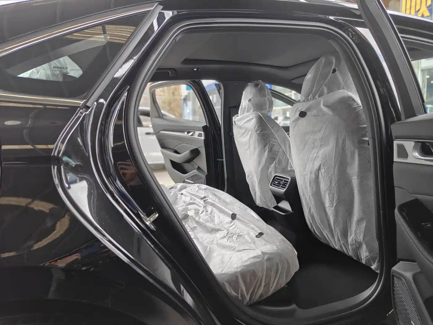 GEELY AUTOMOBILE XINGRUI