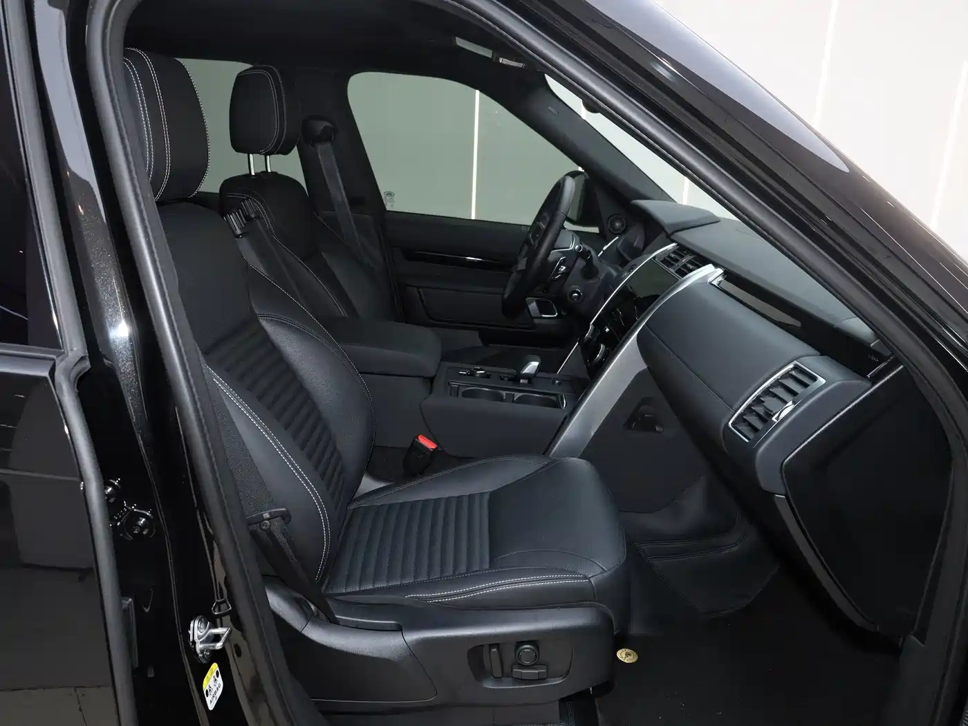 Land Rover Discovery 2025 2025 360PS S