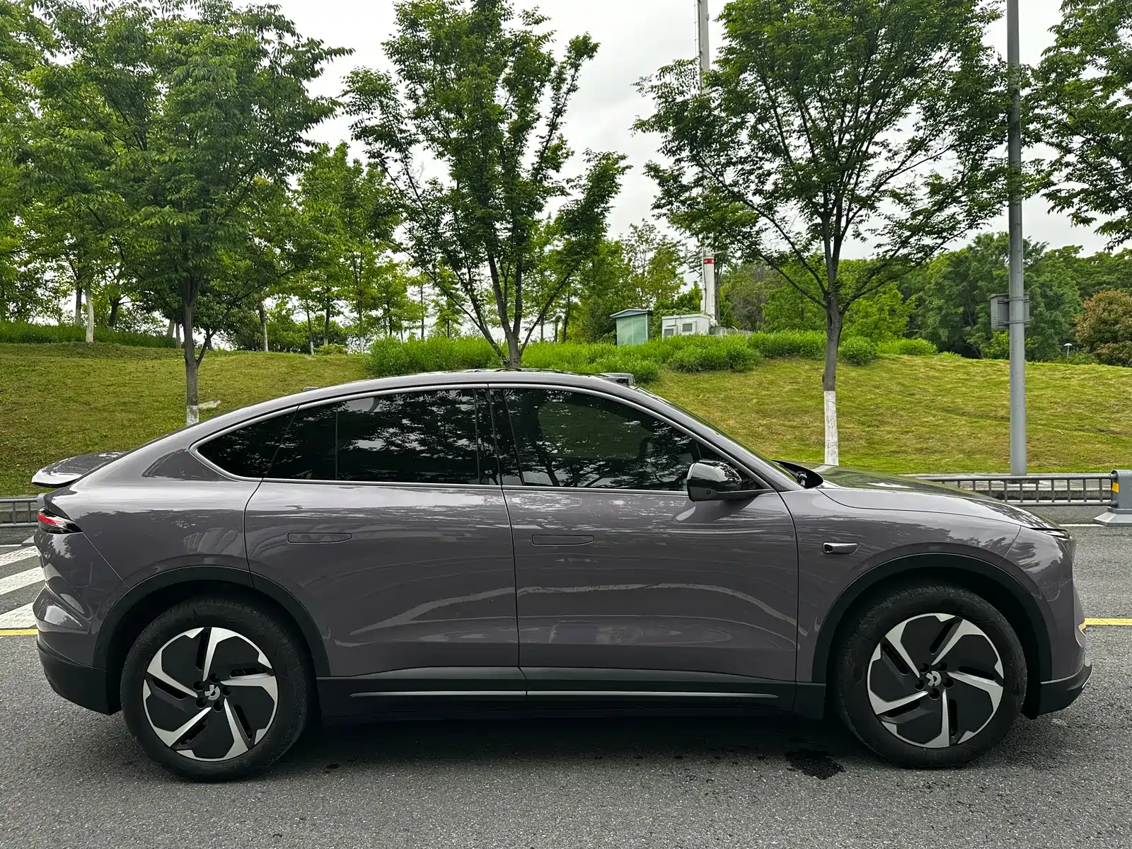 Фото 6 - NIO EC6