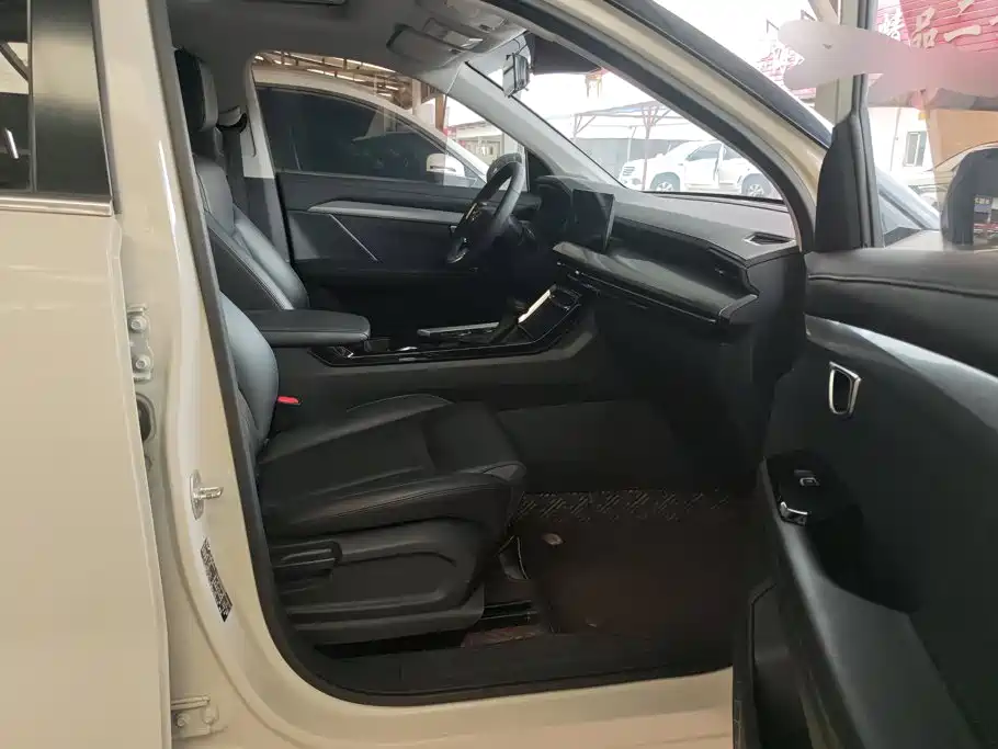 Wuling Motors Wuling Xingchen 2022 2021 1.5T CVT Starlight Edition