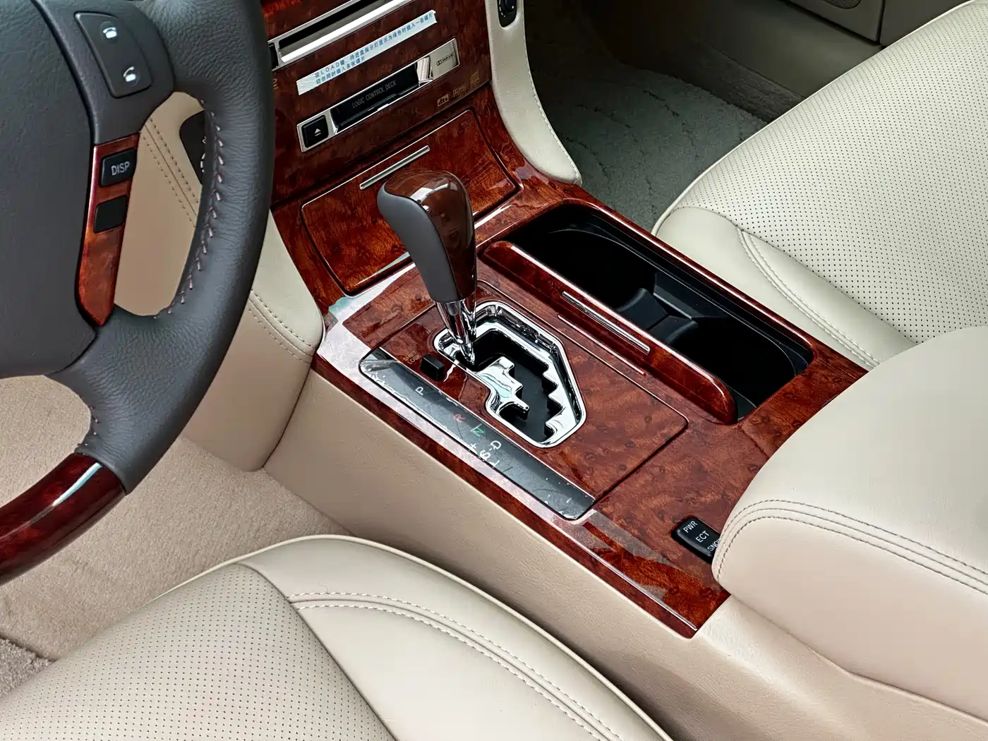 Toyota Crown 2009 2.5L Royal Special Navigation Edition фото 11