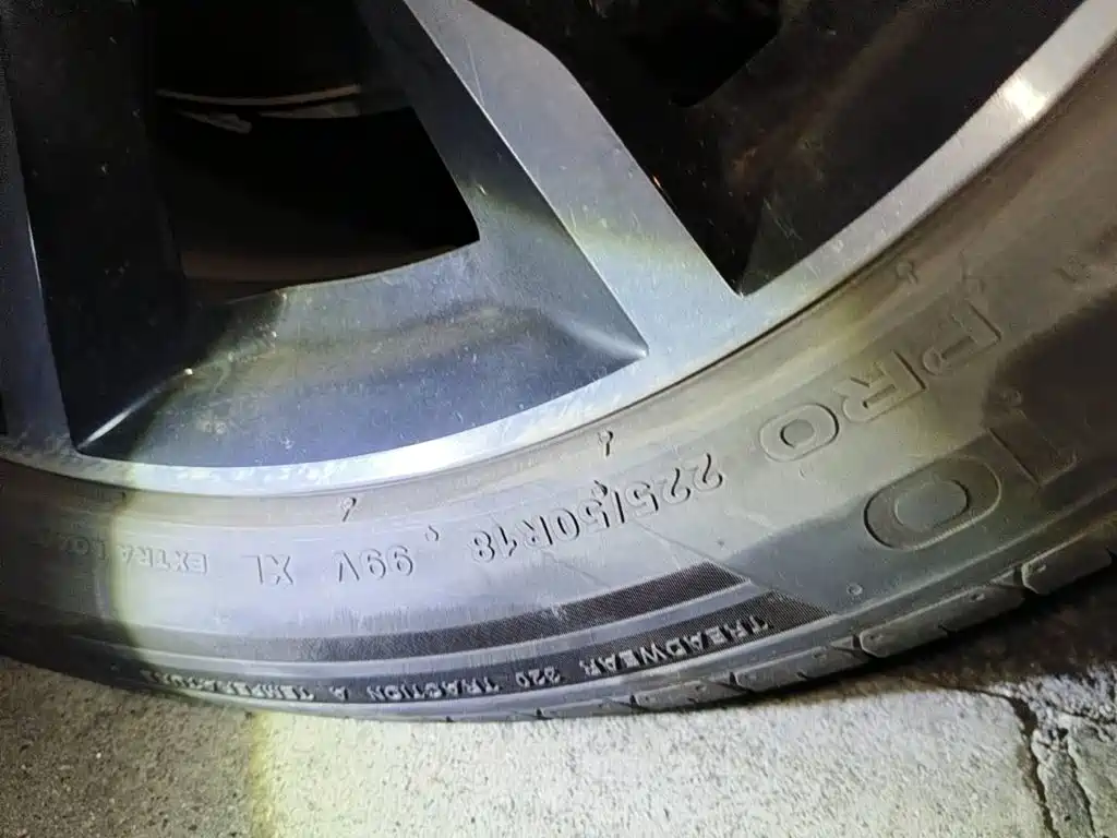 Roewe D7 2024 2025 DMH 125km World Champion Edition