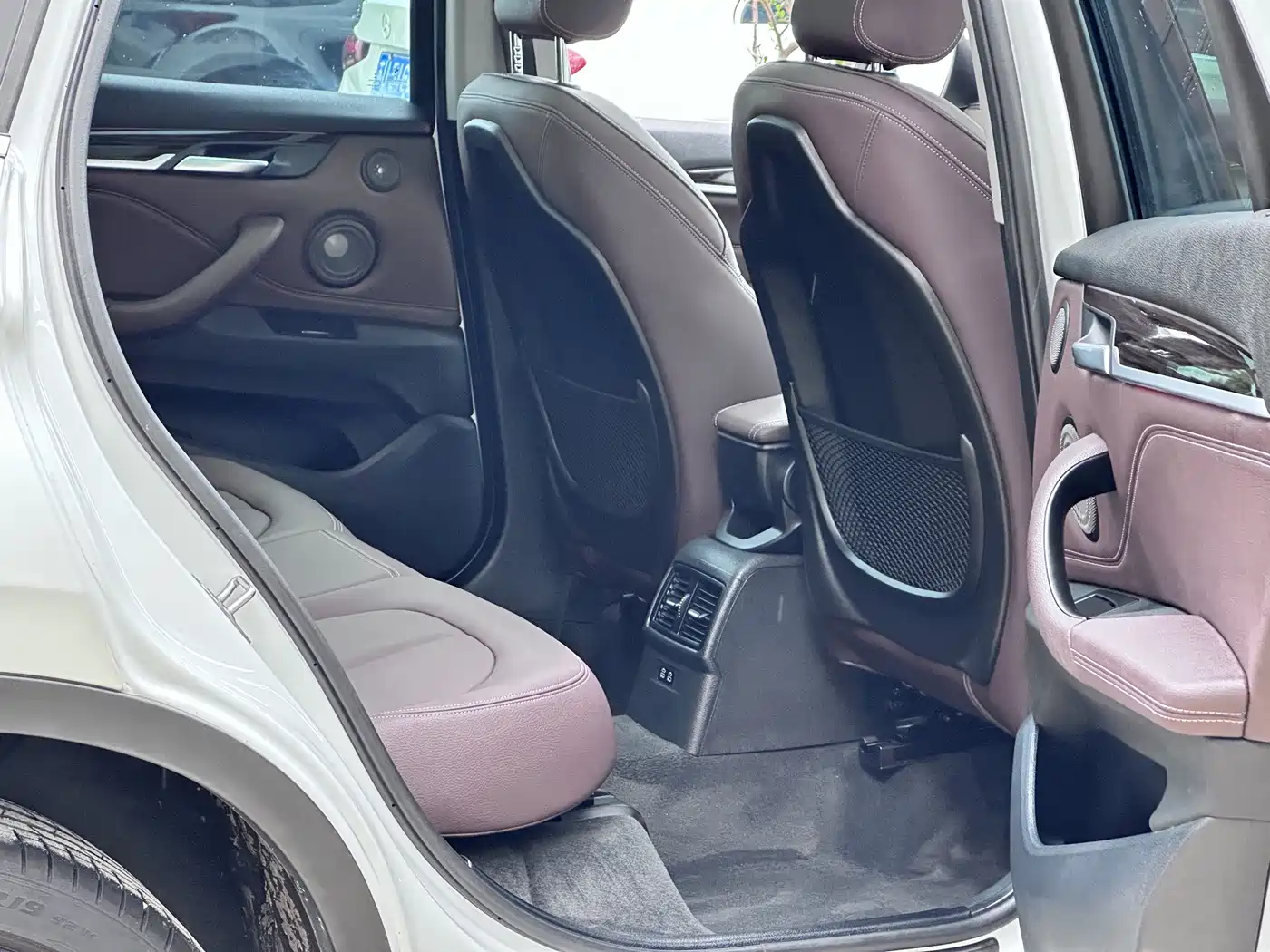 BMW X1 2021 xDrive25Li Exclusive фото 10