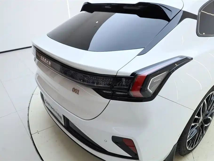 ZEEKR EXTREME KRYPTON 001