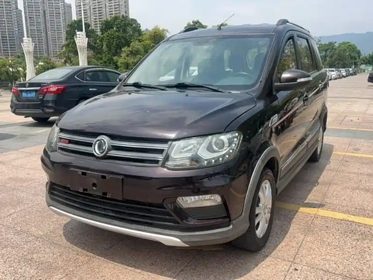 Dongfeng Fengguang Fengguang 370 2016 — пригон из Китая
