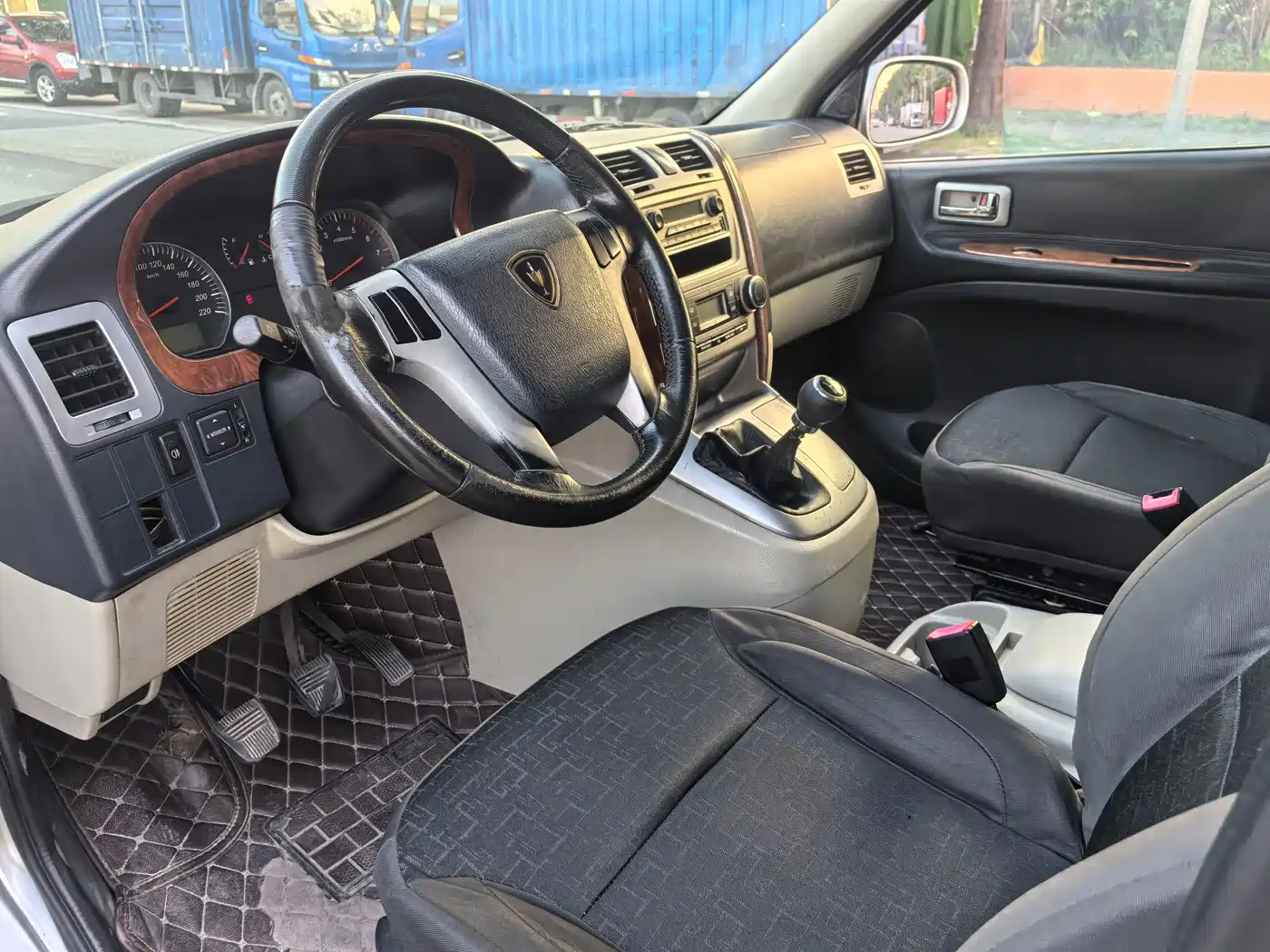 Jinbei Grace 2019 2016 2.0L Express Utility