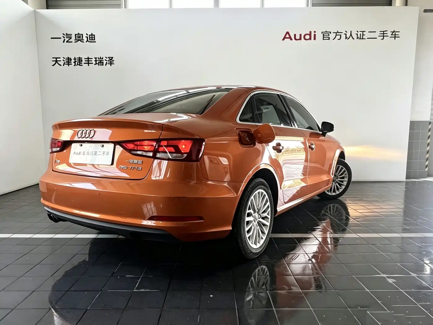 Audi A3 2014 Limousine 35 TFSI Auto Comfort фото 8