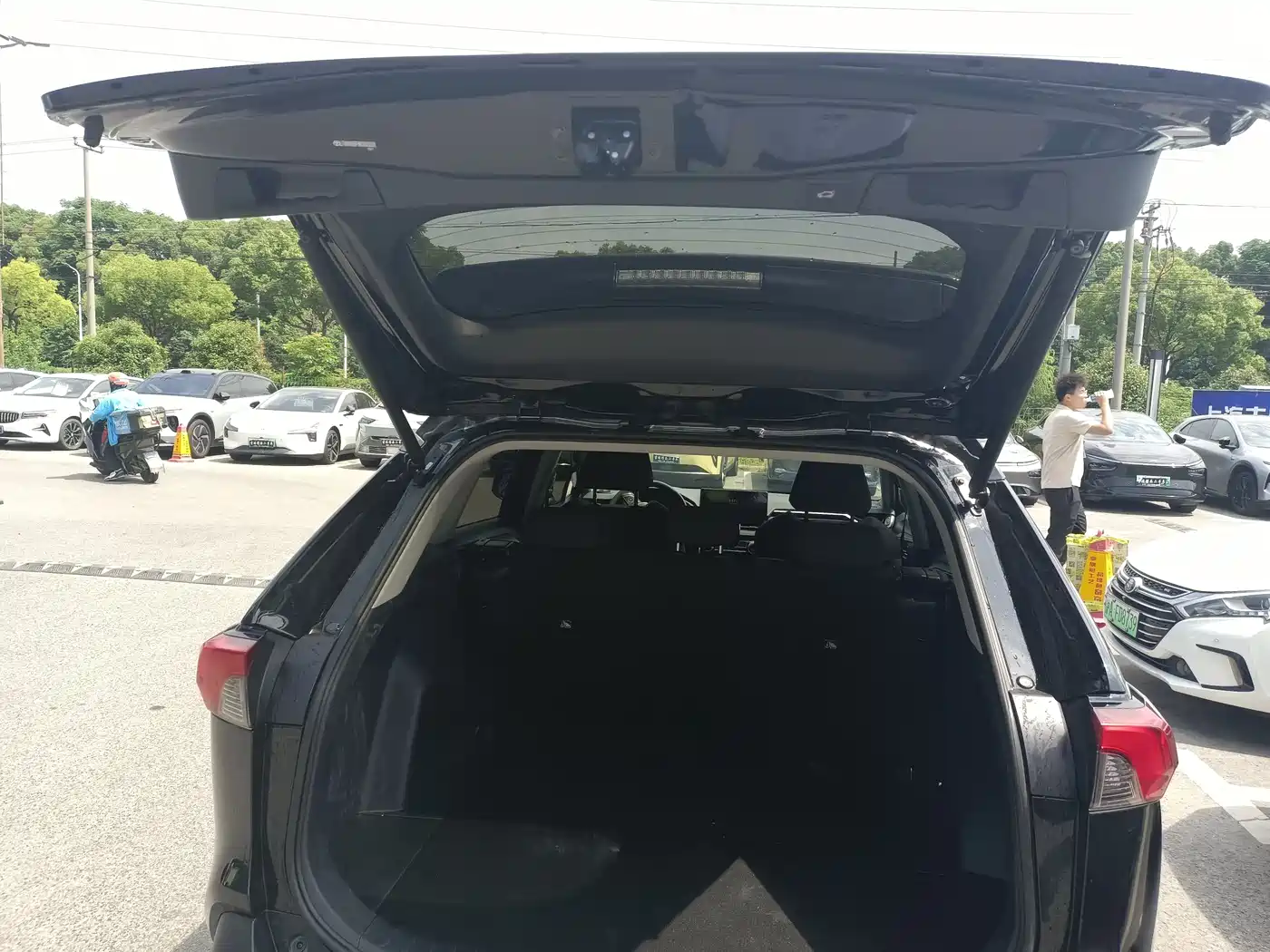 Toyota RAV4 Rongfang 2024 2.0L CVT FWD Urban Edition фото 9
