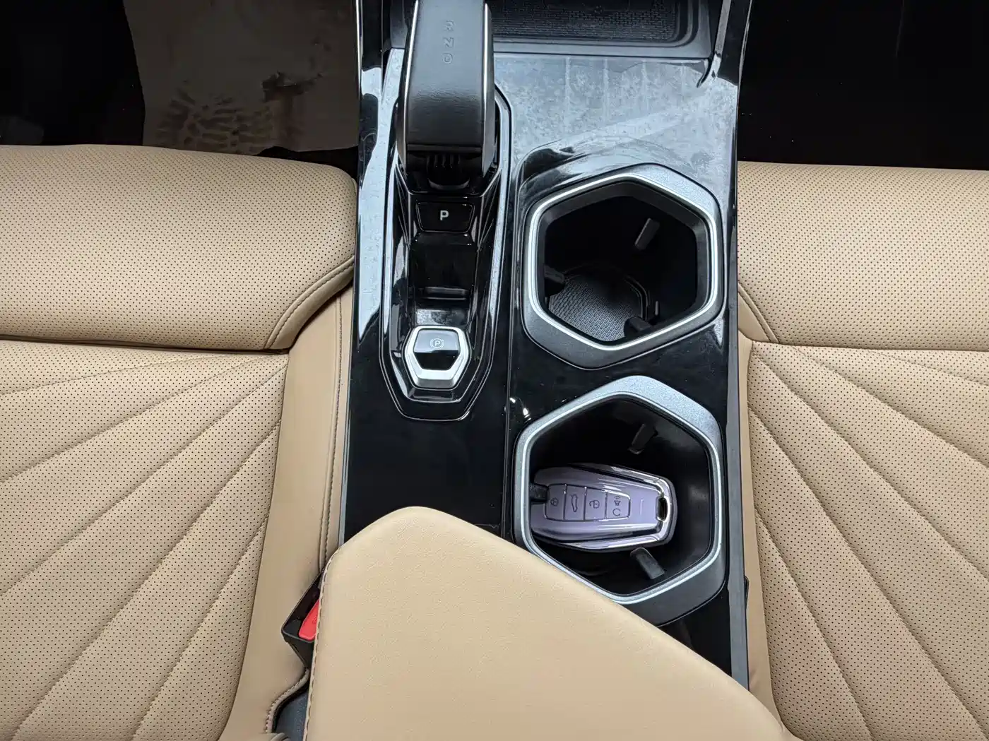 GEELY AUTOMOBILE BOYUE L