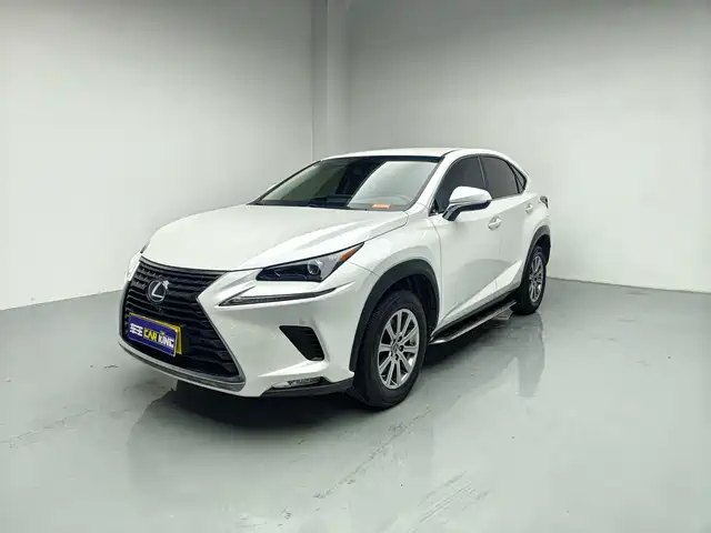 Lexus NX 2020 200 FWD Sharp Edition China VI — фото 1