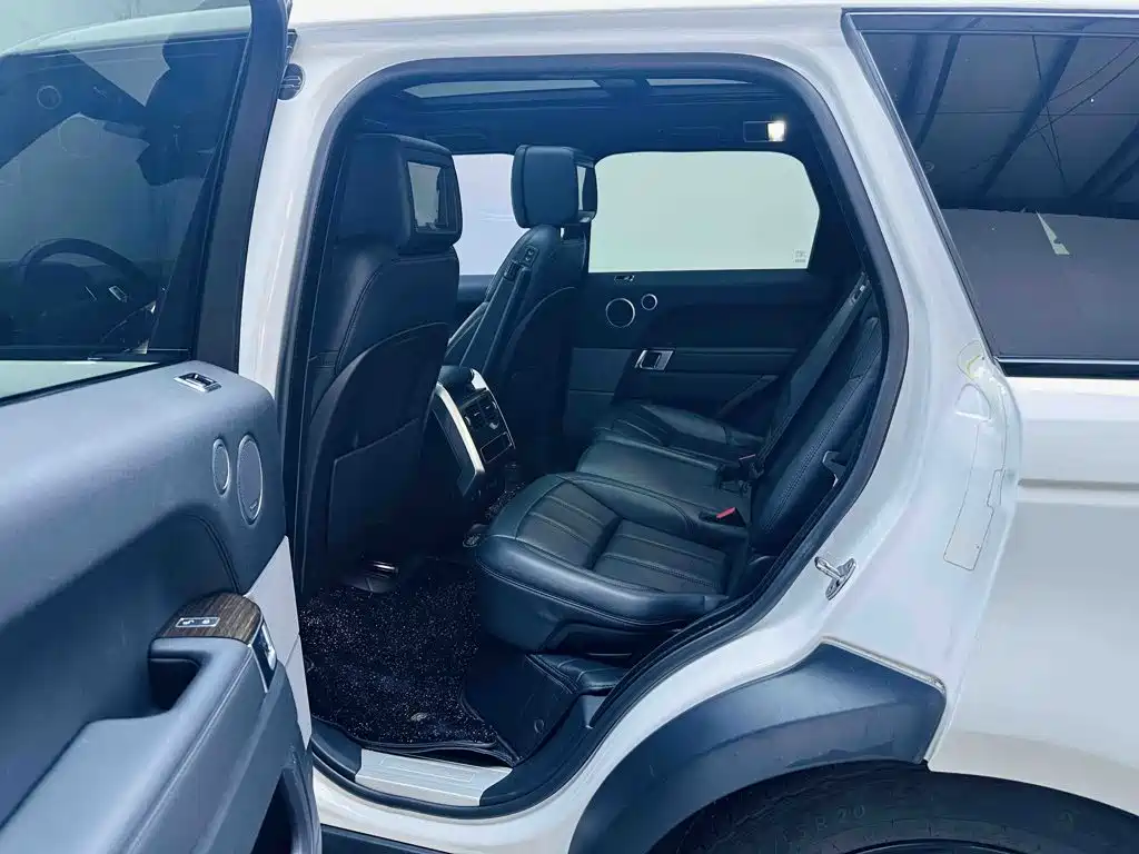 Land Rover Range Rover Sport PHEV 2019 2018 Model P400e