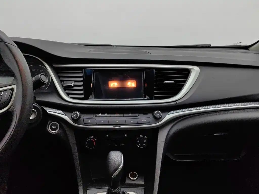 Фото 12 - Buick Excelle