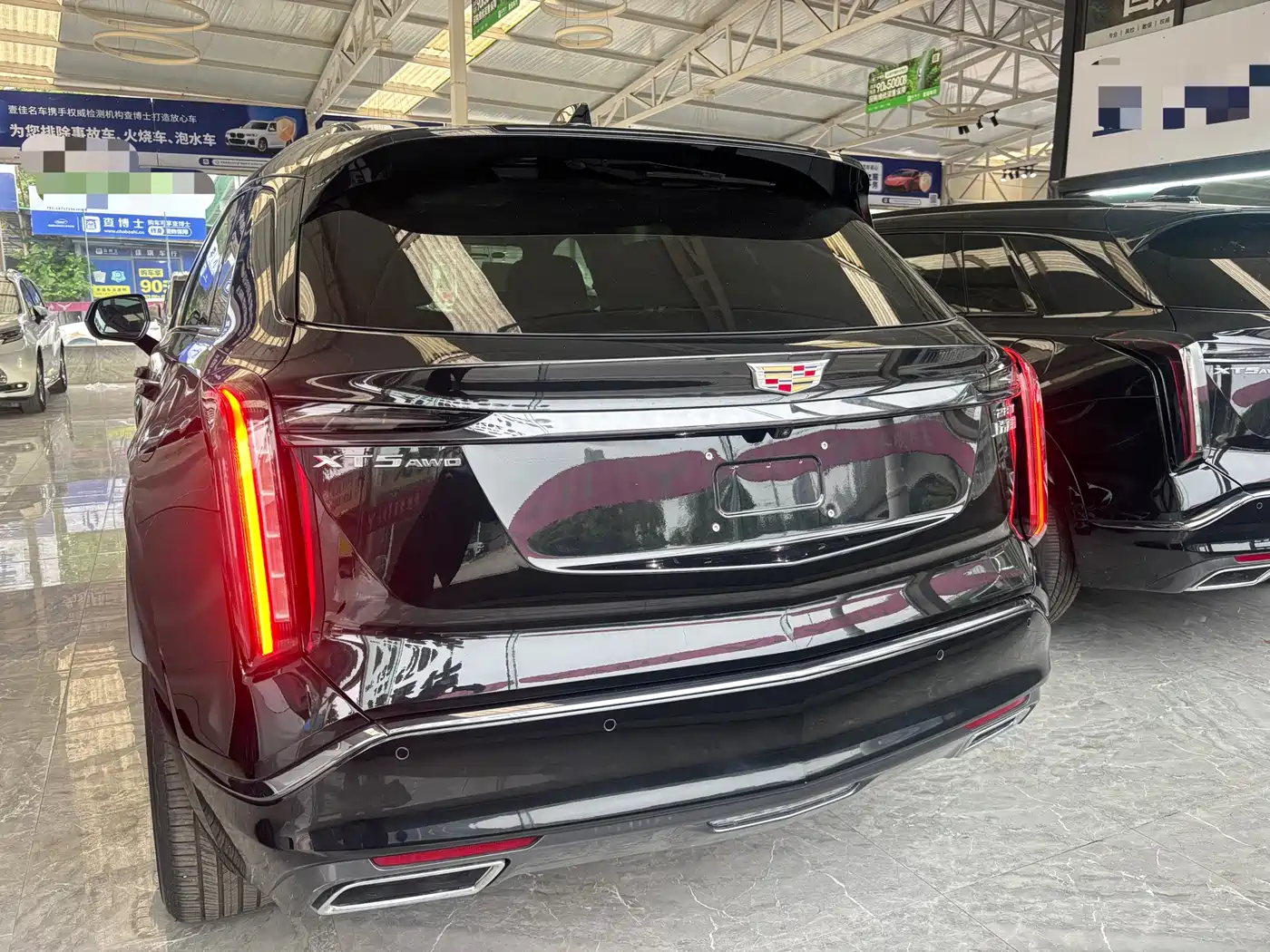 Cadillac XT5 2025 2.0T Luxury фото 15