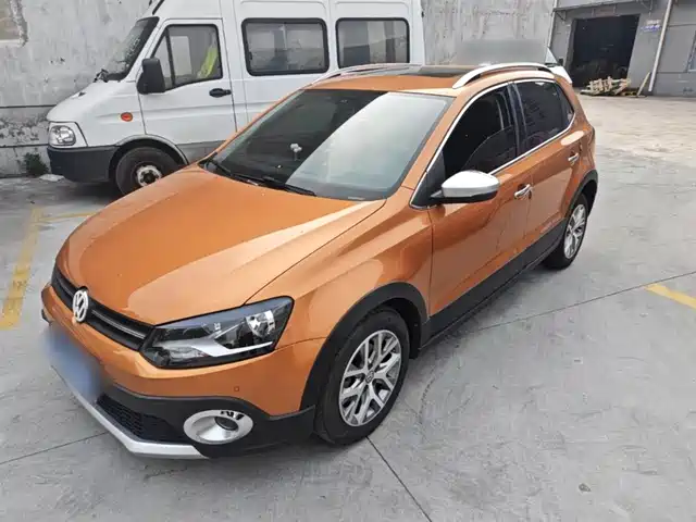  Volkswagen Polo 2018 1.5L Cross Polo Auto