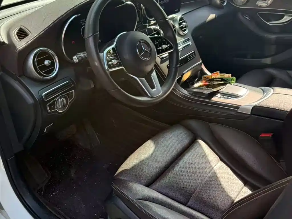 Mercedes-Benz GLC 2020 Facelift GLC 300 L 4MATIC Dynamic фото 3