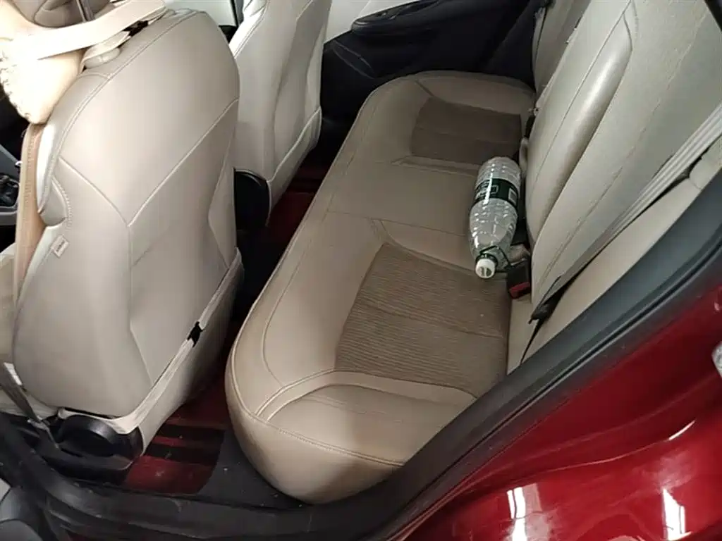 Buick Excelle 2016 15N Automatic Elite фото 17