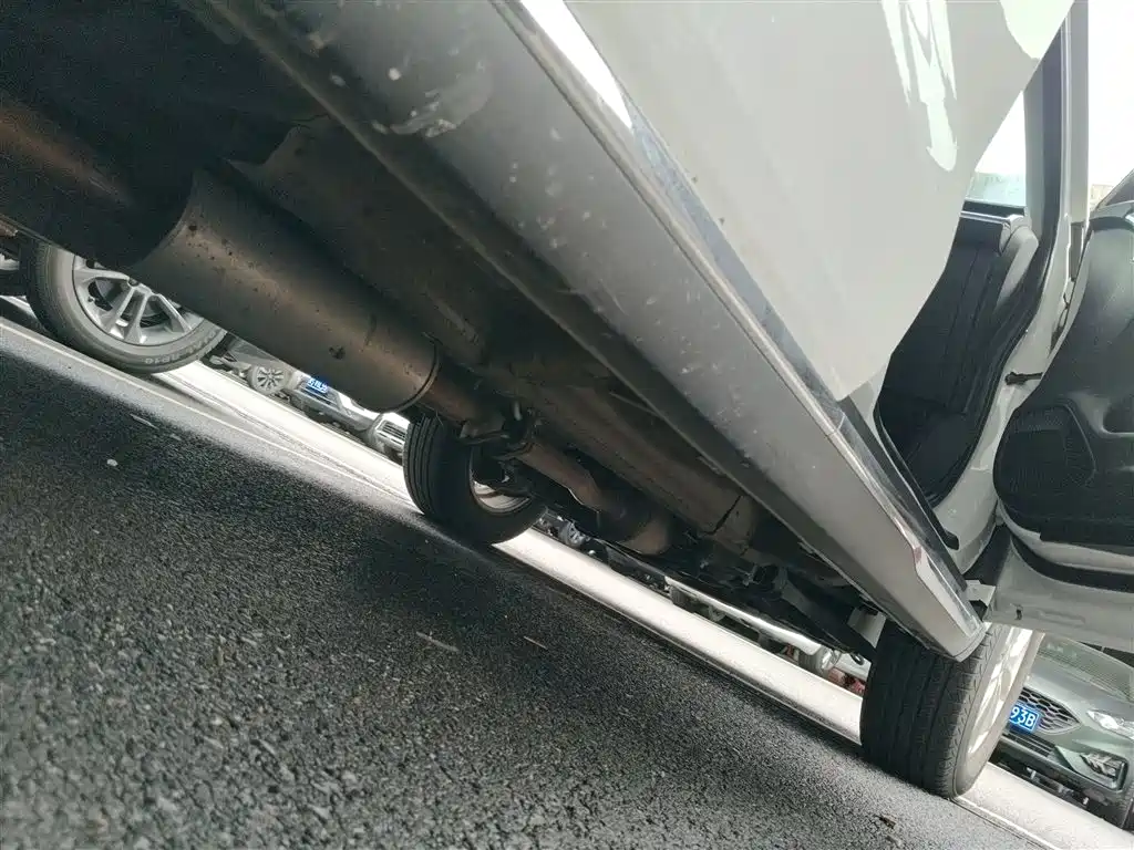 Haval M6 2021 PLUS 1.5T Manual Luxury Smart Connect фото 19