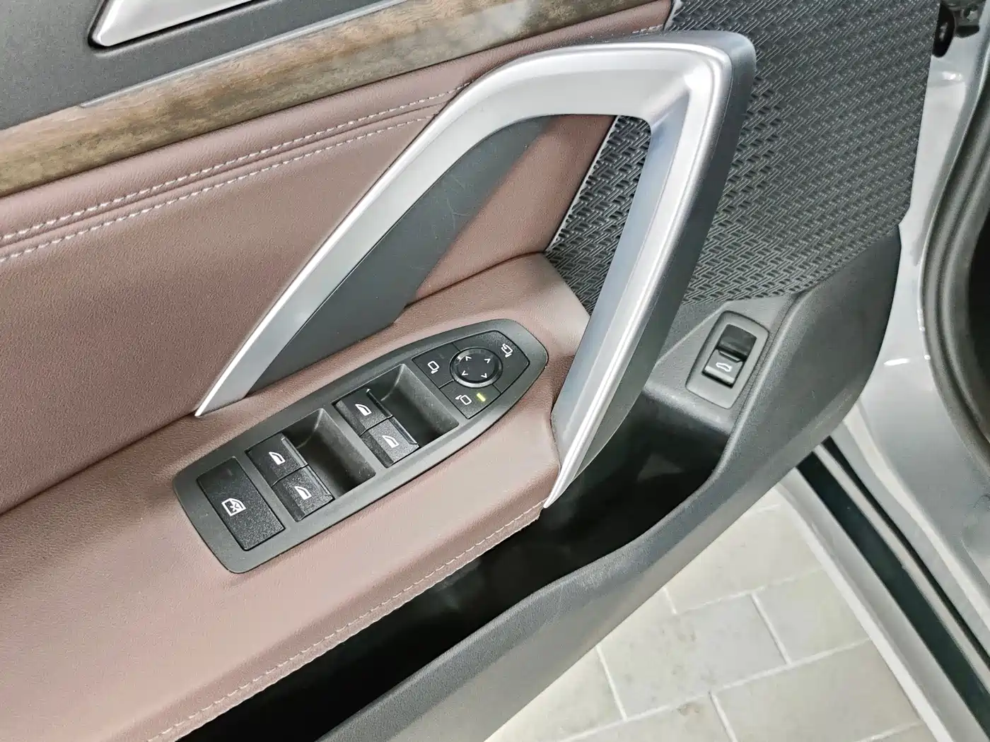 BMW iX1 2023 xDrive30L X Design Package фото 19