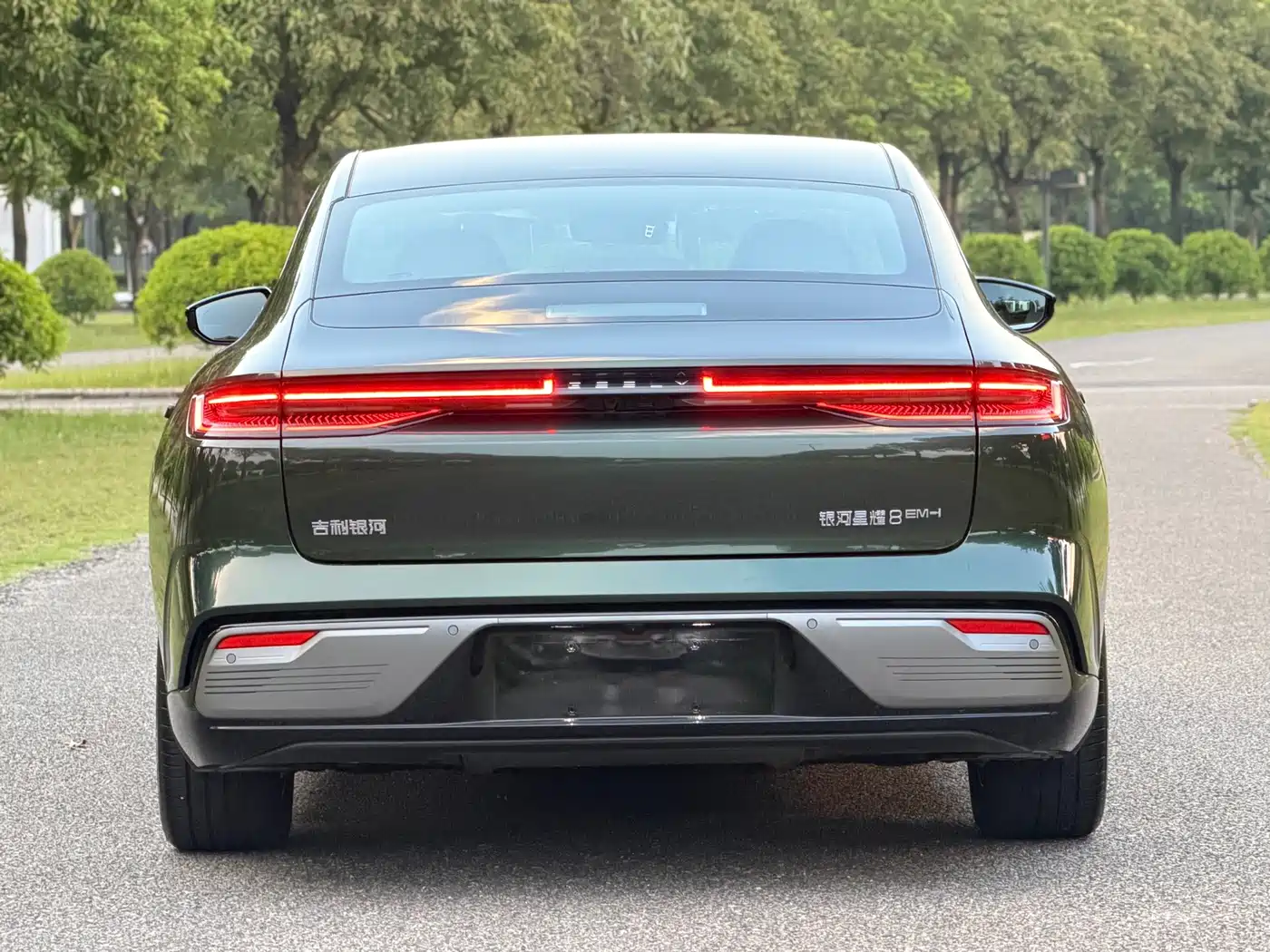 Geely Galaxy Galaxy Xingyao 8 2026 2025 130km EM-i Premium Edition
