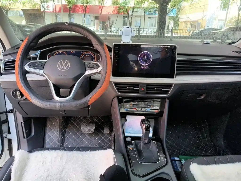 Volkswagen Tiguan L 2025 Model 300TSI Auto 2WD Dragon Edition фото 10