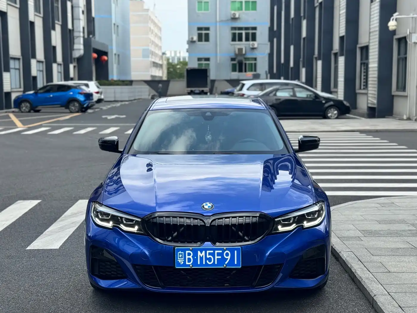 BMW 3-SERIES