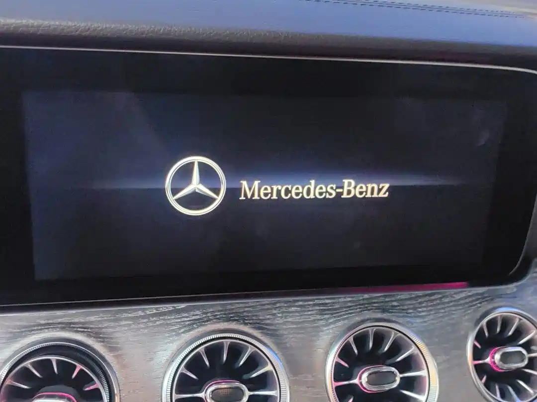 MERCEDES-BENZ CLS