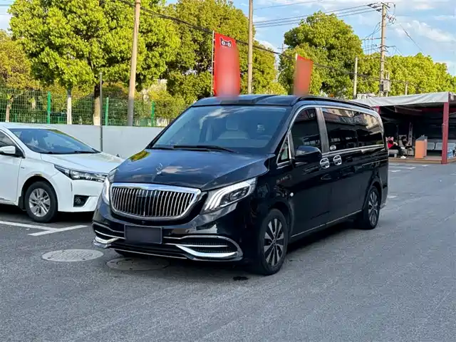 Mercedes-Benz Vito 2021 2.0T Business Edition 7-seater