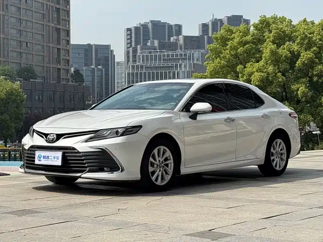 Toyota Camry 2022