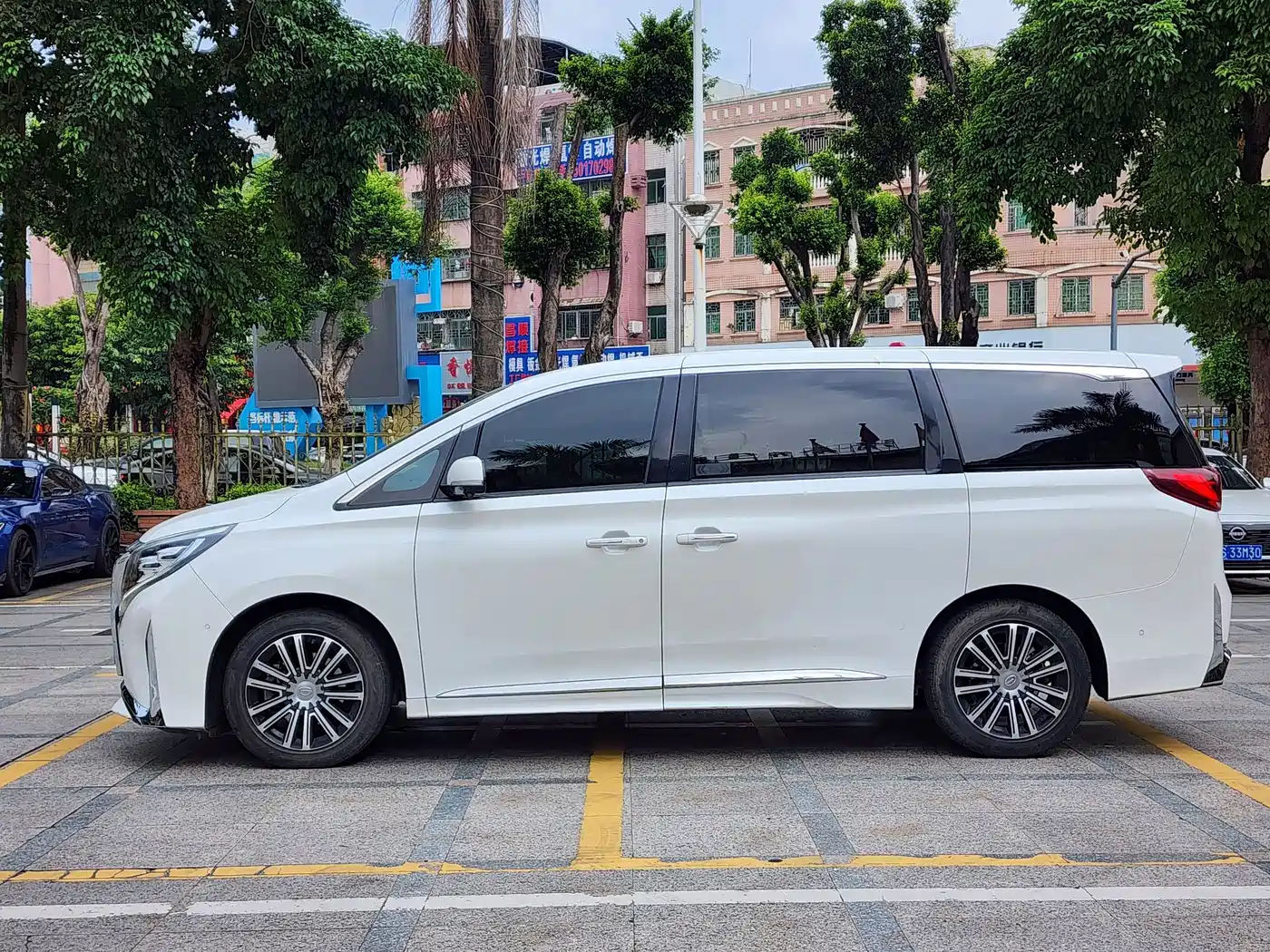 Photo 4 - GAC Trumpchi Trumpchi M8