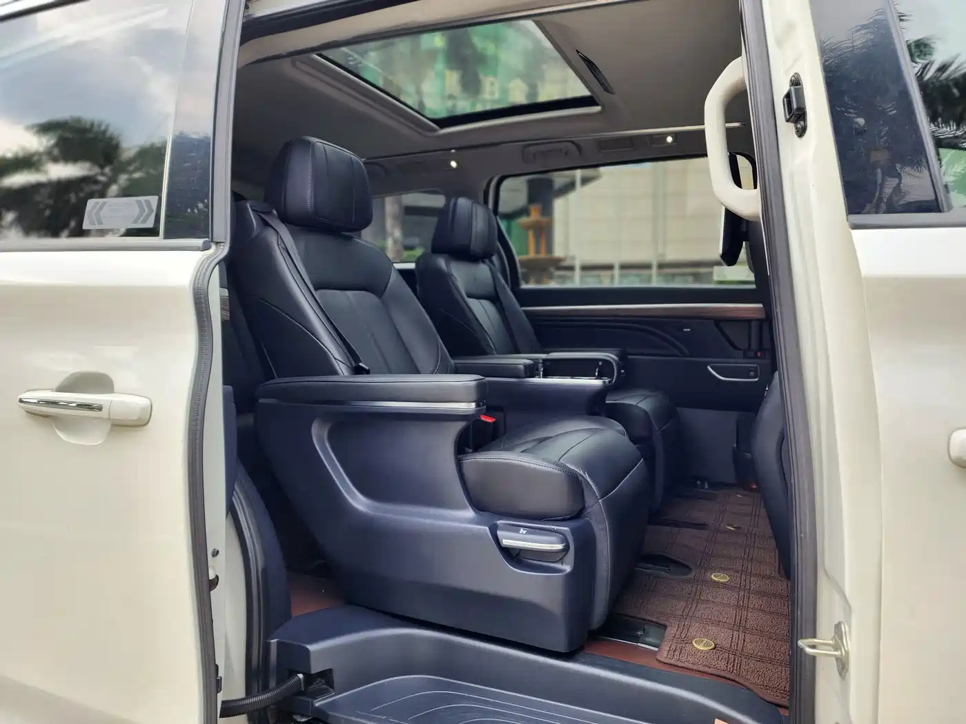 Photo 19 - GAC Trumpchi Trumpchi M8