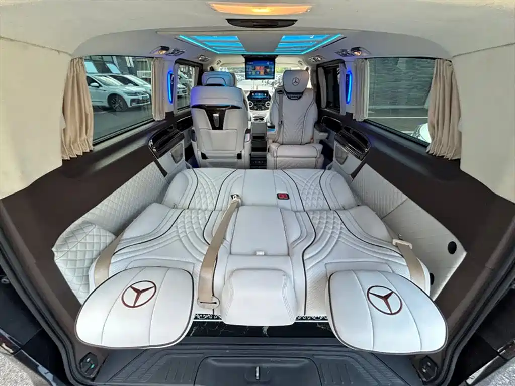 Mercedes-Benz Vito 2021 2.0T Business Edition 7-seater фото 10