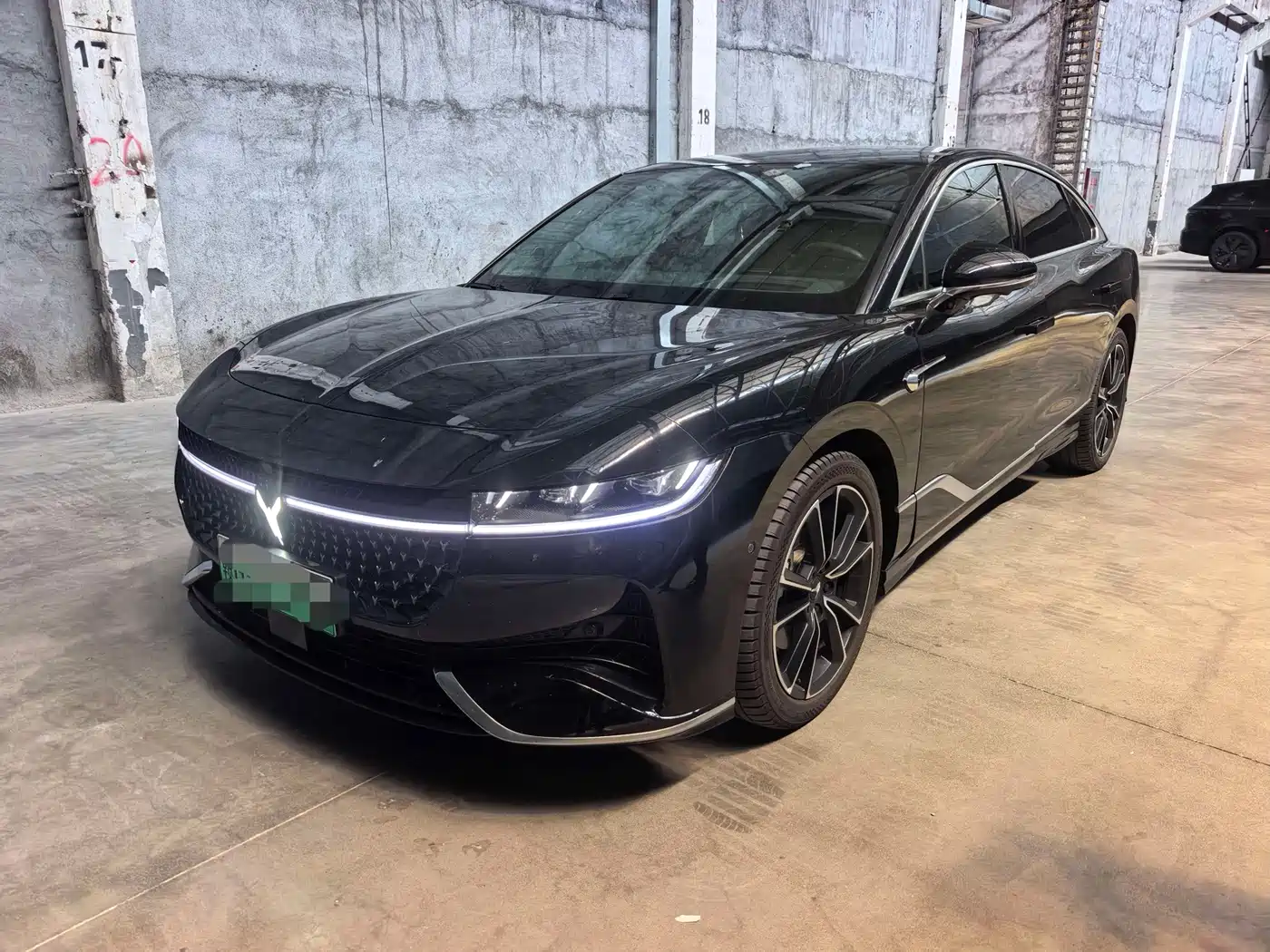 Voyah Auto VOYAH Zhuiguang 2024 2024 PHEV AWD Ultra Long Range Flagship