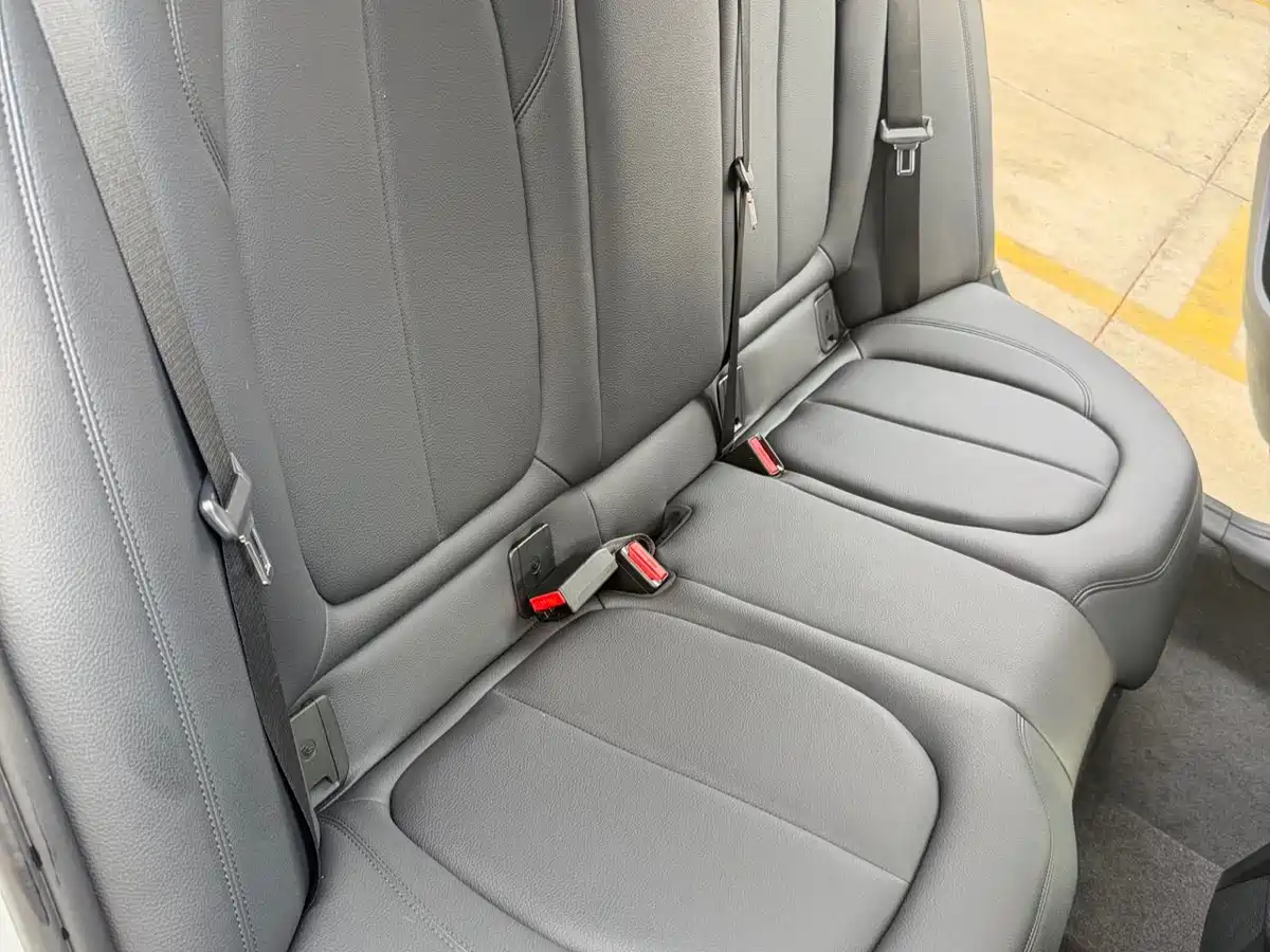 BMW 1 Series 2022 120i M Sport фото 13