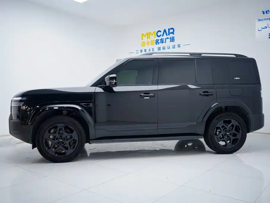 Fang Cheng Bao Titanium 7 2026 2025 AWD Base Model