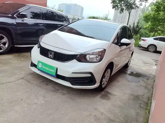 Honda Fit 1.5L CVT, Модный комфорт