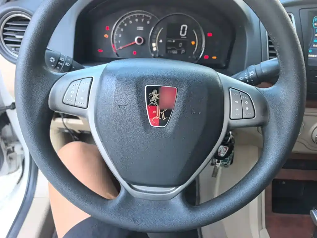 Roewe 350 2015 2014 1.5L Automatic Joy Edition