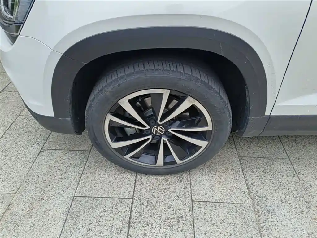 Volkswagen Tharu 2021 280TSI 2WD Luxury Plus фото 23